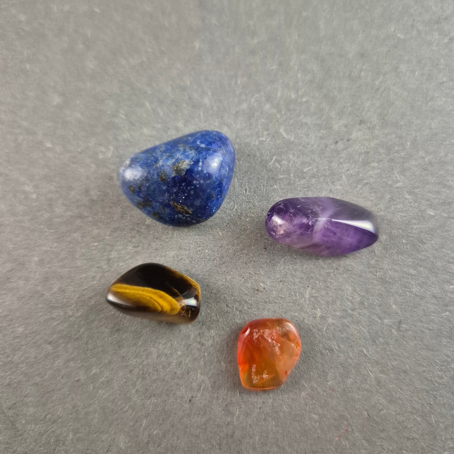 Edelstein-Set mit 4 polierten Heilsteinen – Kraftvolle Energie für Sammler