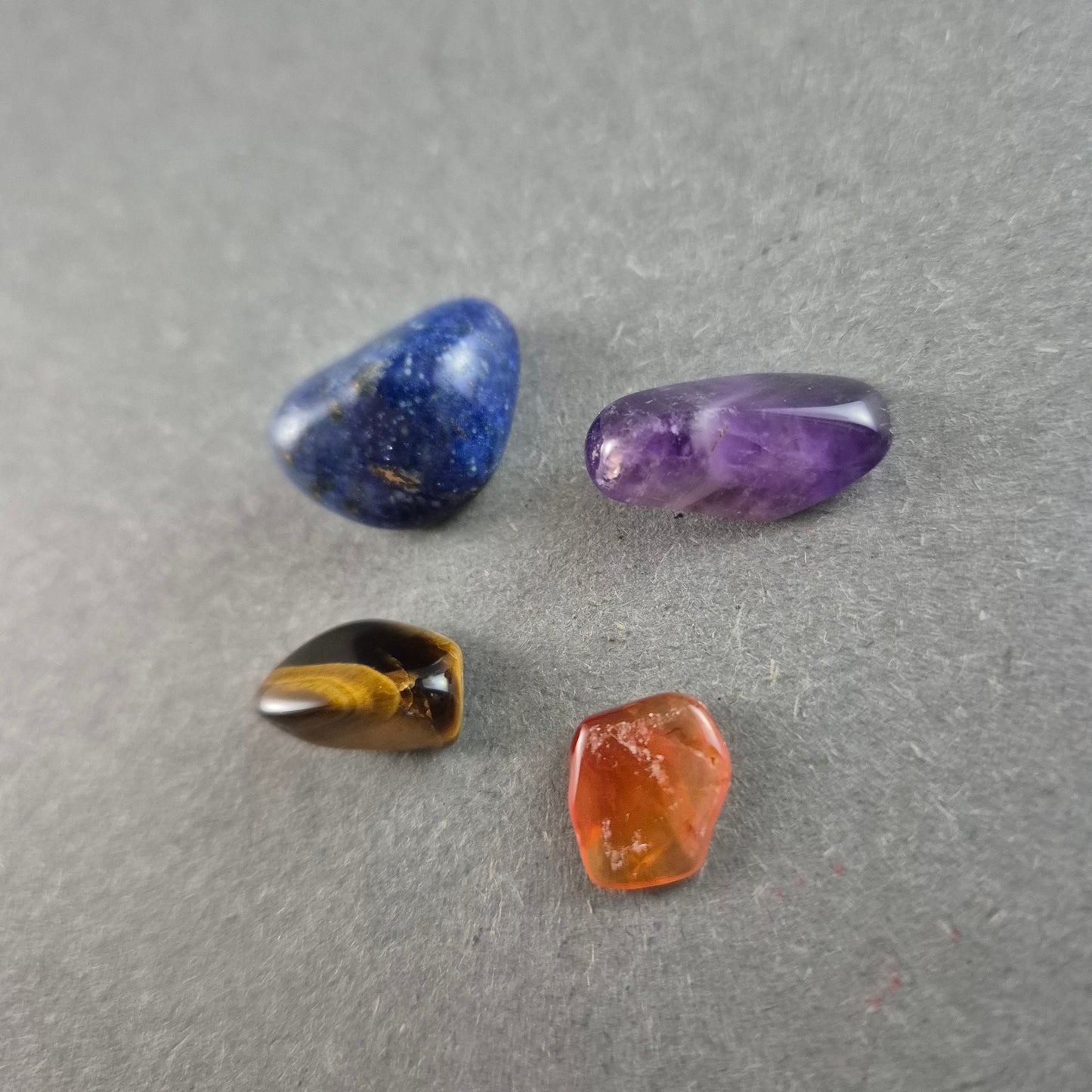 Edelstein-Set mit 4 polierten Heilsteinen – Kraftvolle Energie für Sammler