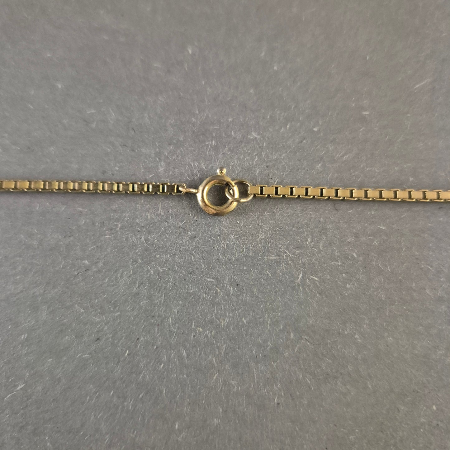 Vergoldete Schlangenkette – Klassische Eleganz für jeden Anlass