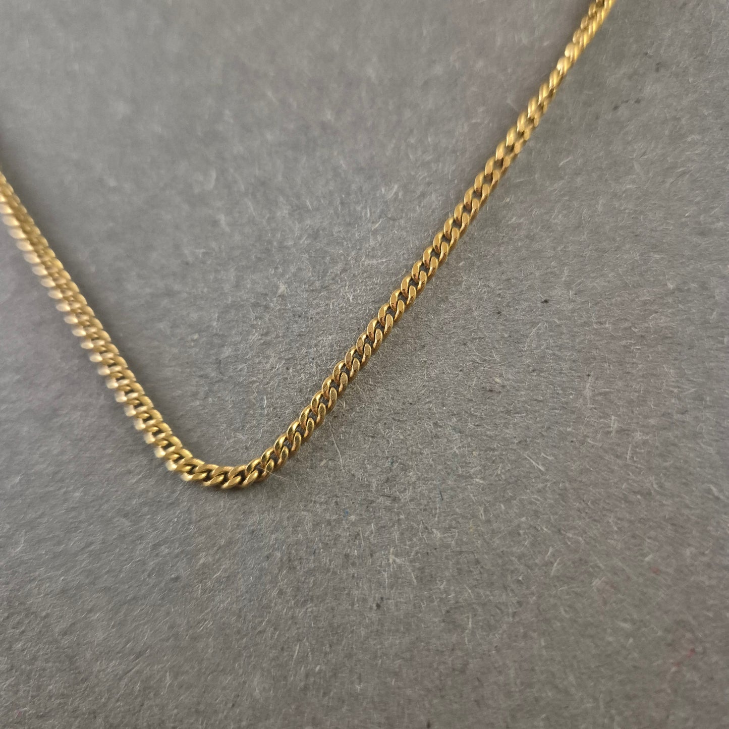 Vergoldete Panzerkette mit Karabinerverschluss – Klassisches Design