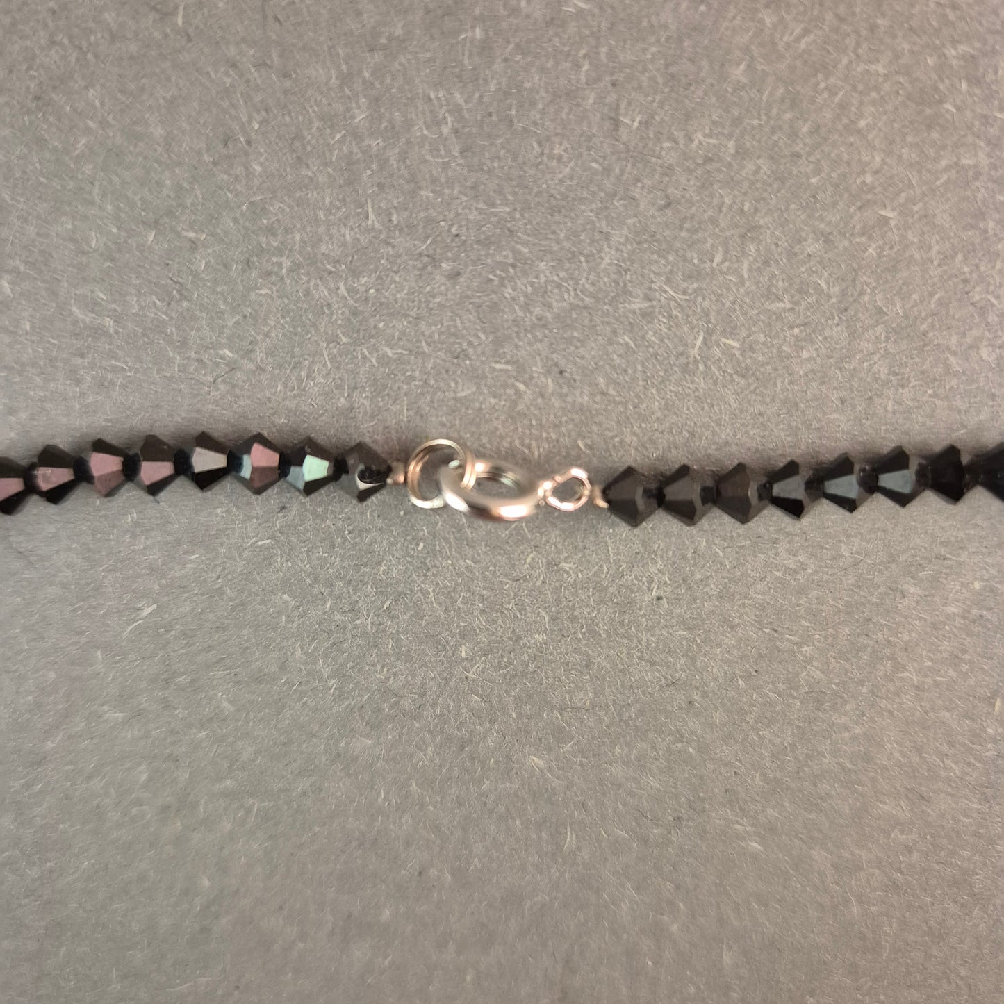 Klassische Vintage-Kette aus geschliffenem schwarzem Glas – Zeitlose Eleganz