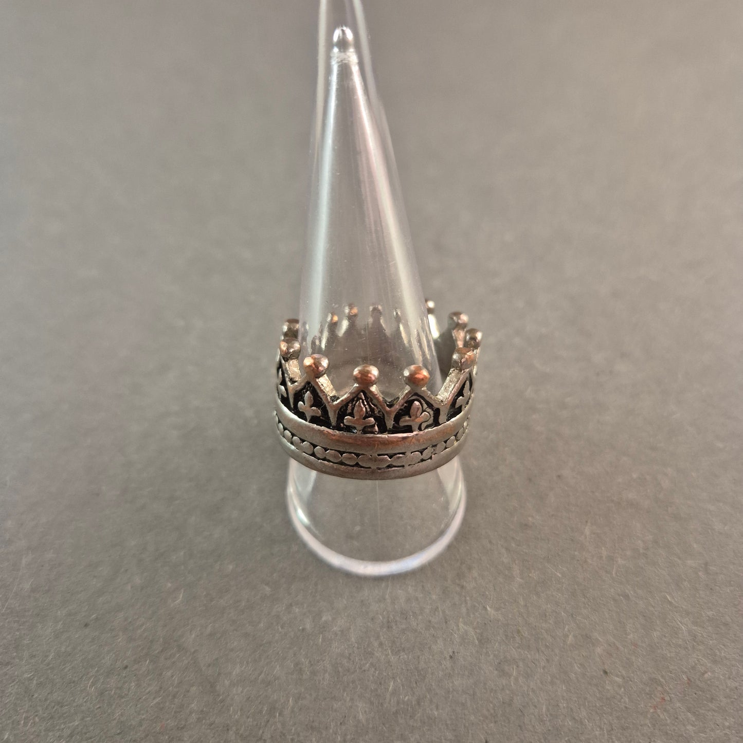 Vintage Ring im Kronen Design Versilberter Statement Ring