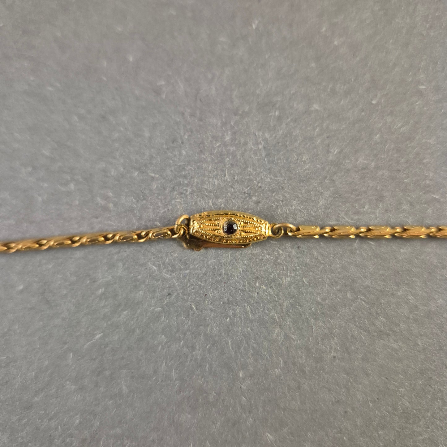 Collier Halskette in Goldoptik mit violetten Schmucksteinen