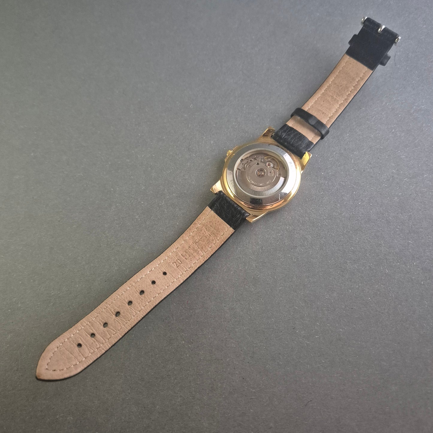 Klassische J. Chevalier Uhr Armbanduhr – Automatikwerk mit edlem Glasboden