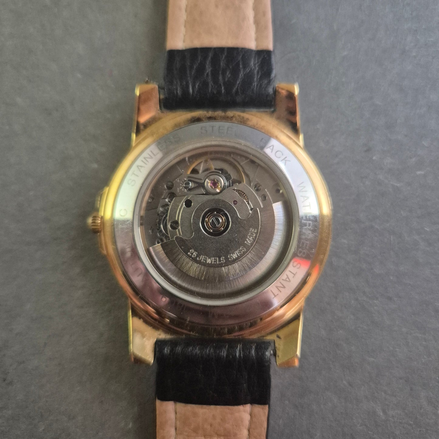Klassische J. Chevalier Uhr Armbanduhr – Automatikwerk mit edlem Glasboden