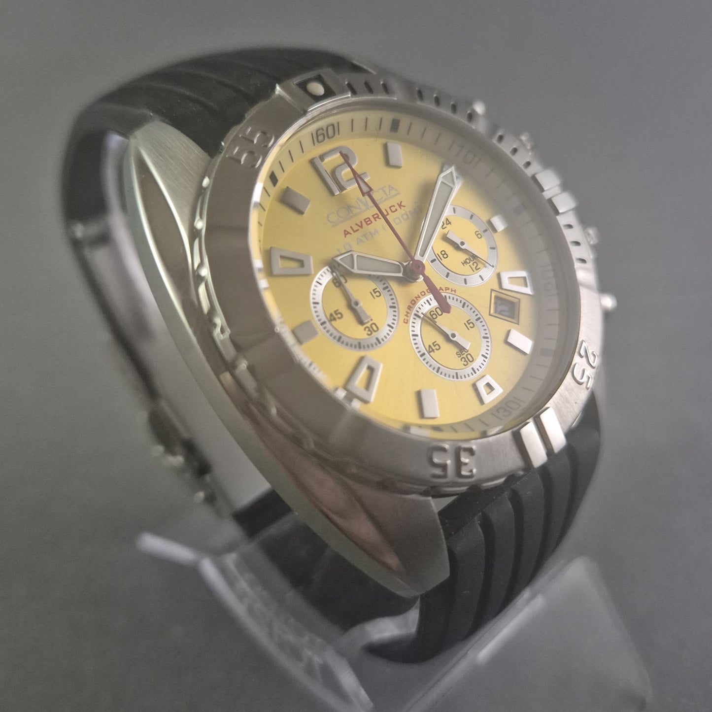 Convicta Uhr Armbanduhr Sportlicher Chronograph mit gelbem Zifferblatt