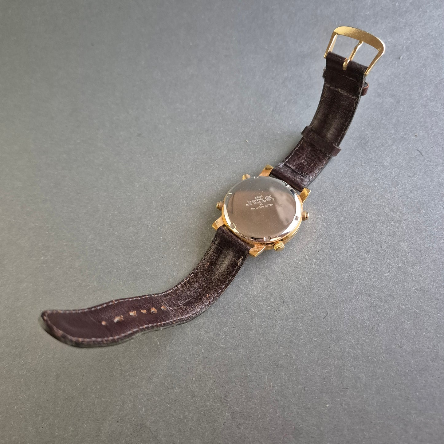 Sportliche Puma Uhr Herrenarmbanduhr – Vergoldeter Chronograph mit Tachymeter