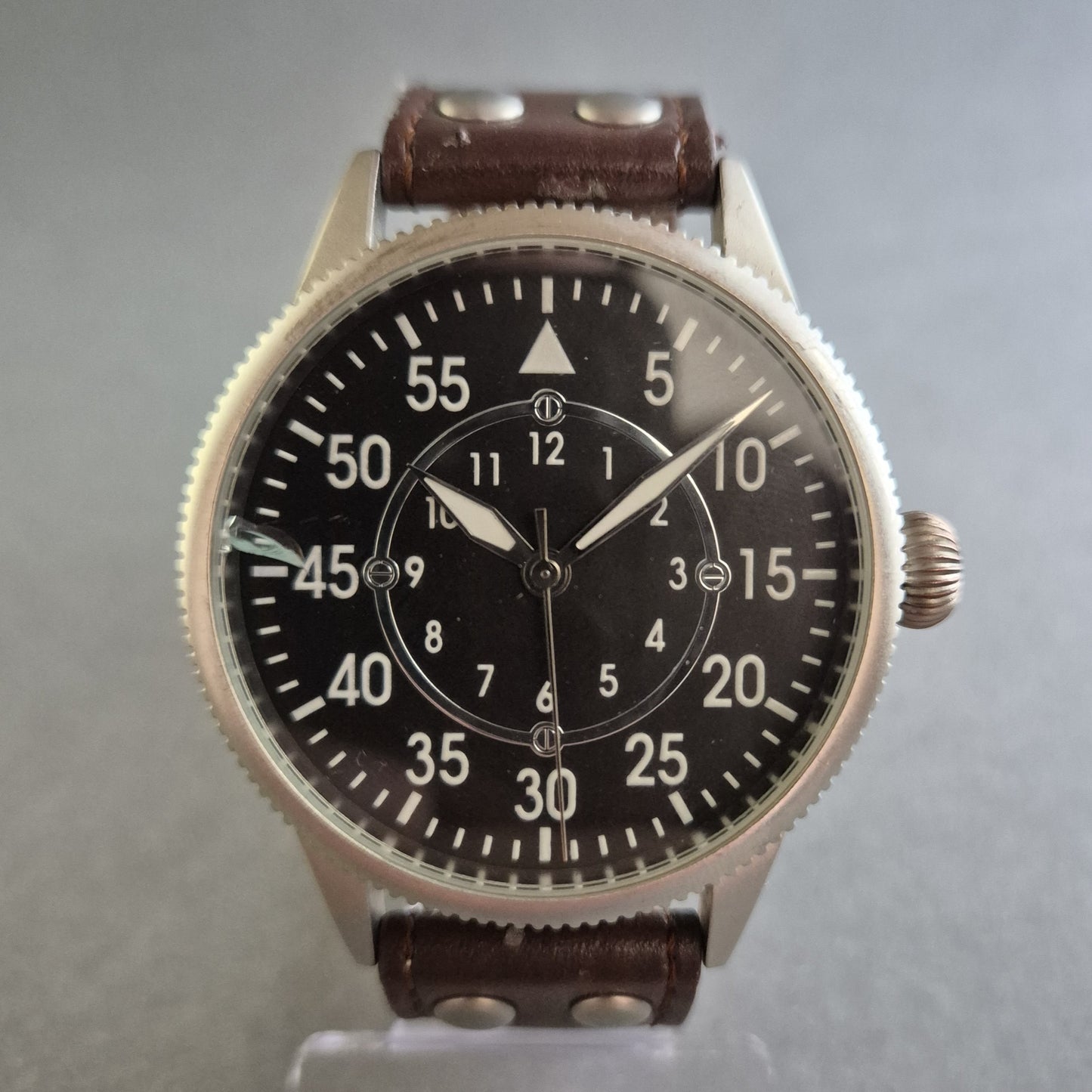 Fliegeruhr Herrenarmbanduhr Klassisches B-Uhr Design mit Nietenarmband