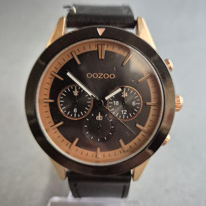 OOZOO Uhr Herrenarmbanduhr – Roségoldener Chronographen-Look