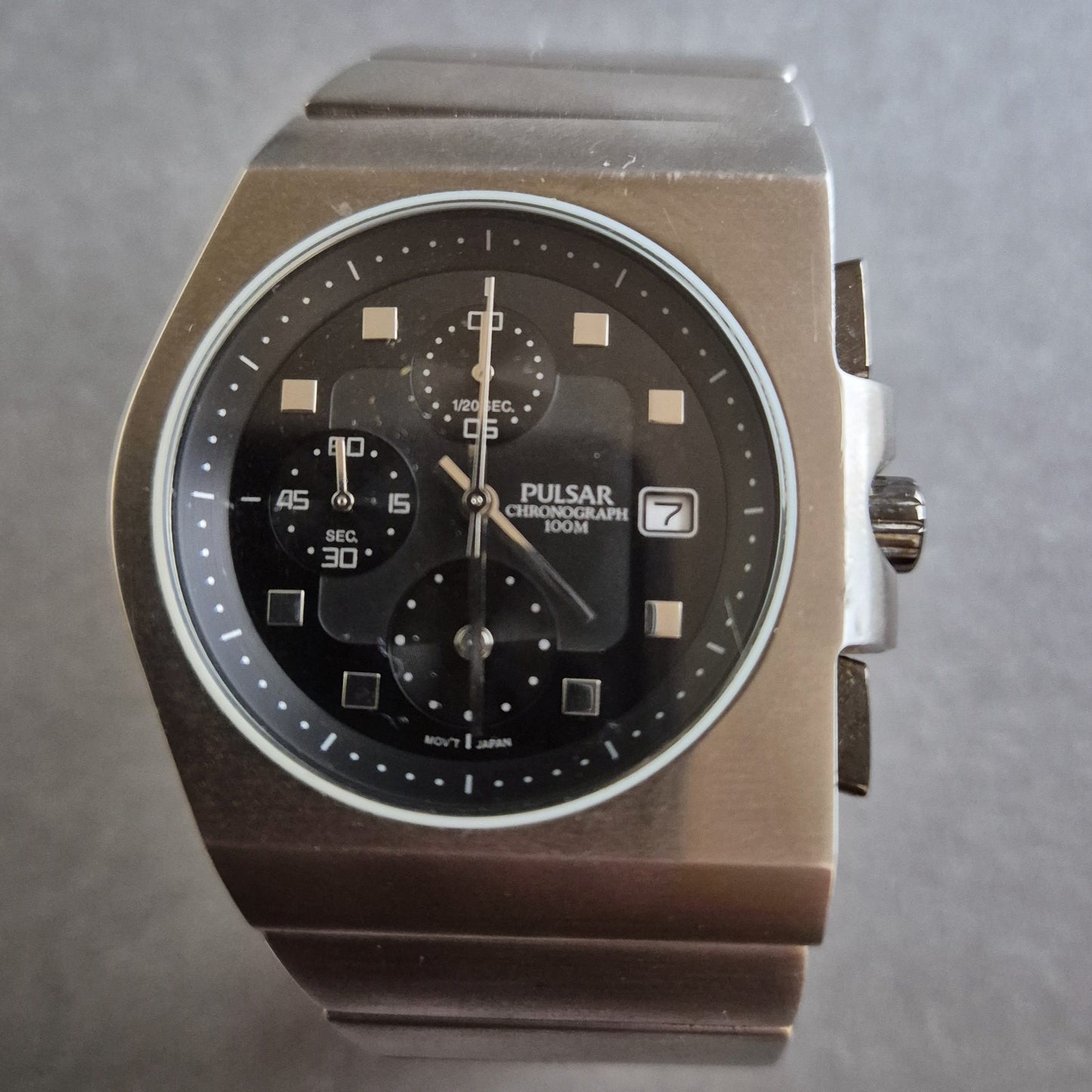 Pulsar Uhr Herrenarmbanduhr Japanischer Chronograph im Retro-Look