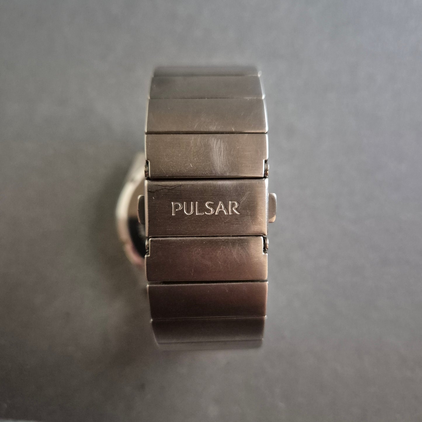 Pulsar Uhr Herrenarmbanduhr Japanischer Chronograph im Retro-Look