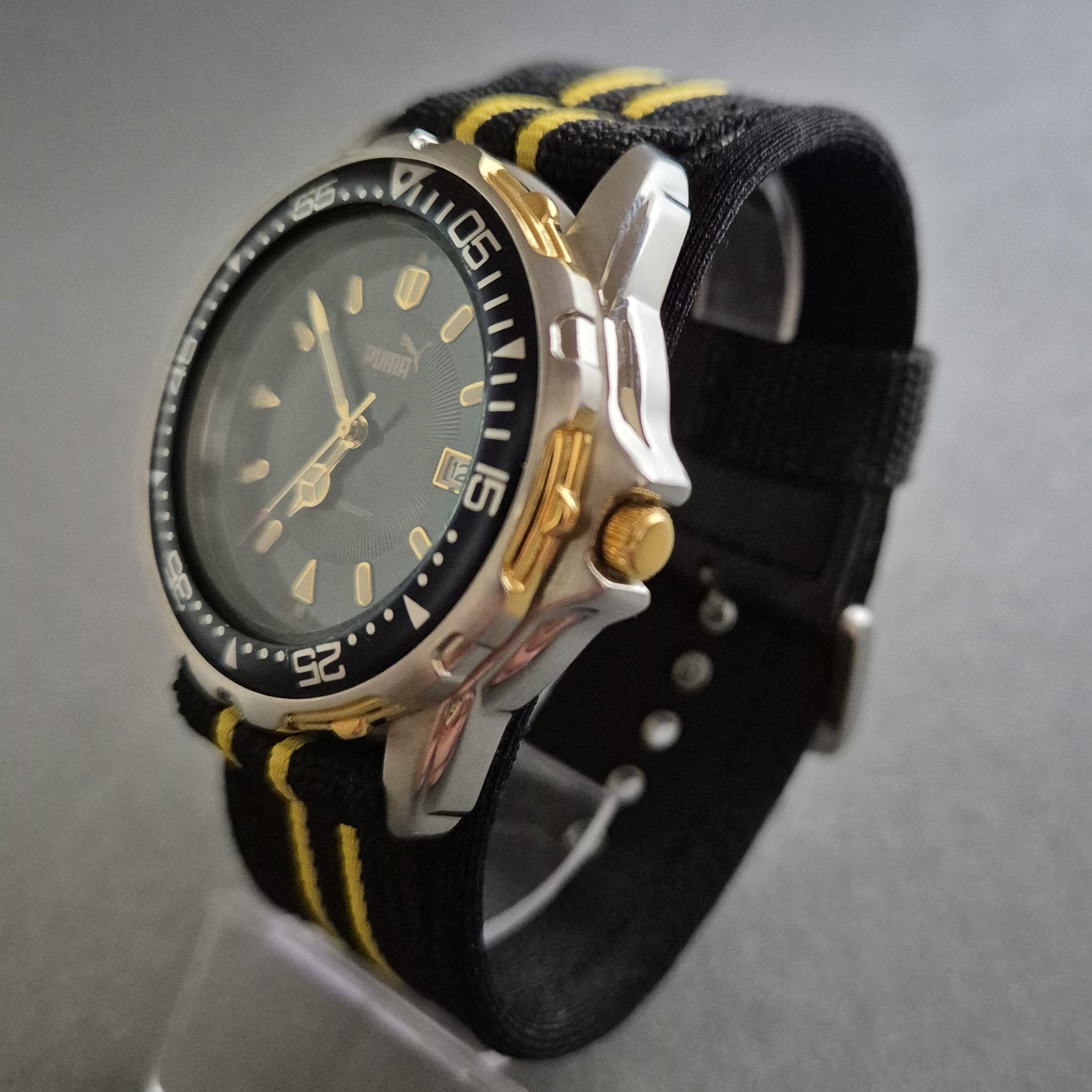 Puma Uhr Herrenarmbanduhr Taucherlook mit Navy-Blauem Zifferblatt