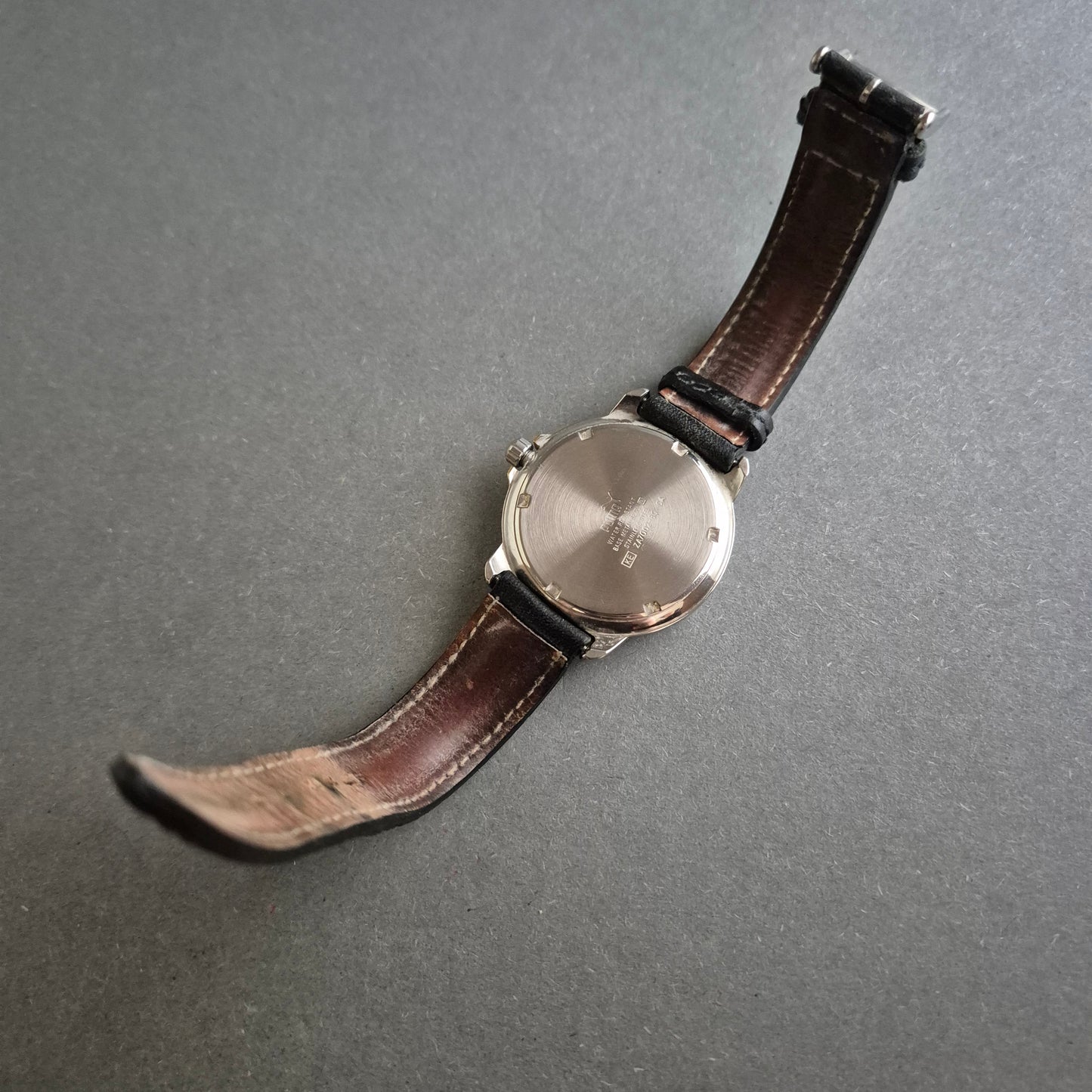 Klassische Puma Uhr Herrenarmbanduhr – Sportlicher Look mit Lederarmband