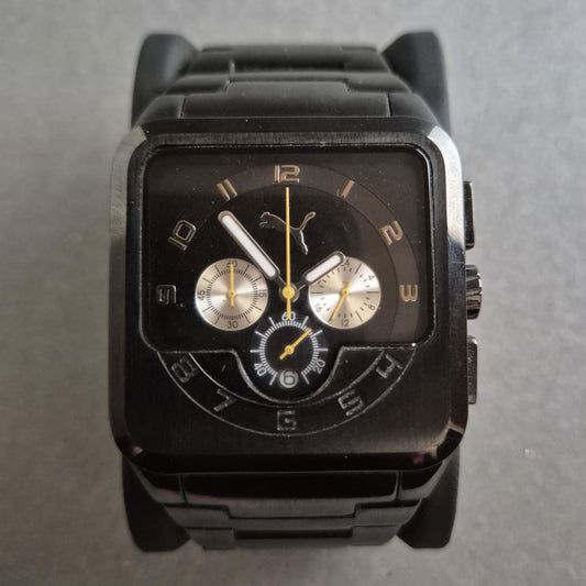 Sportliche Puma Uhr Herrenarmbanduhr – Maskulines Design mit Stoppfunktion