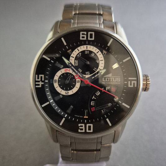 Lotus Uhr Herrenarmbanduhr Retrograde Design trifft auf sportliche Raffinesse