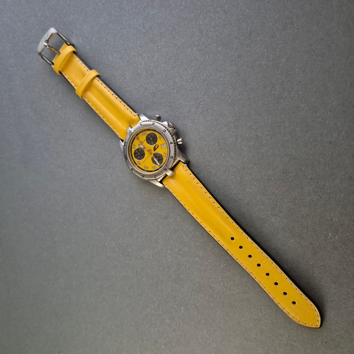 Uhr Armbanduhr Dugena Limitierter Chronograph mit gelbem Zifferblatt