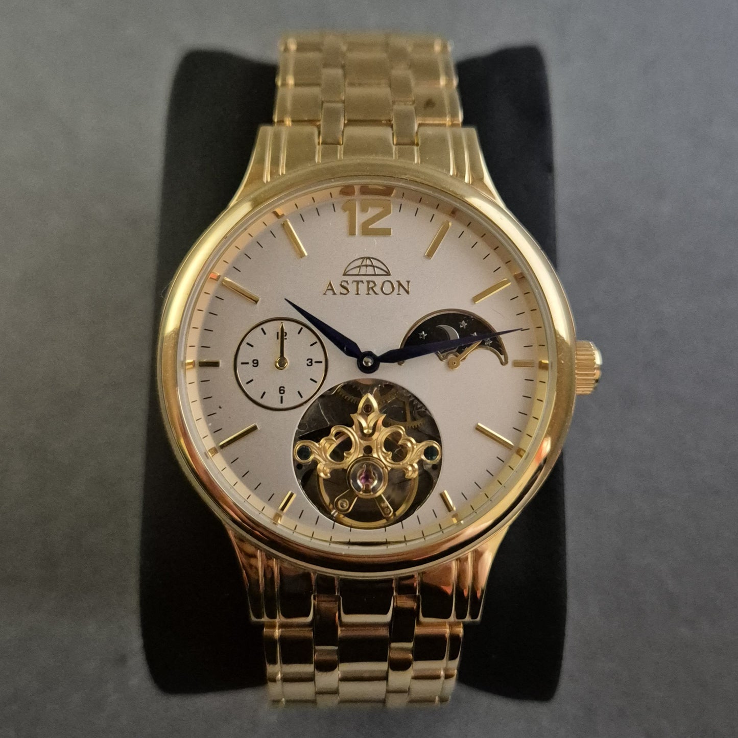 Luxuriöse Astron Herrenarmbanduhr – Automatikwerk im goldfarbenen Design