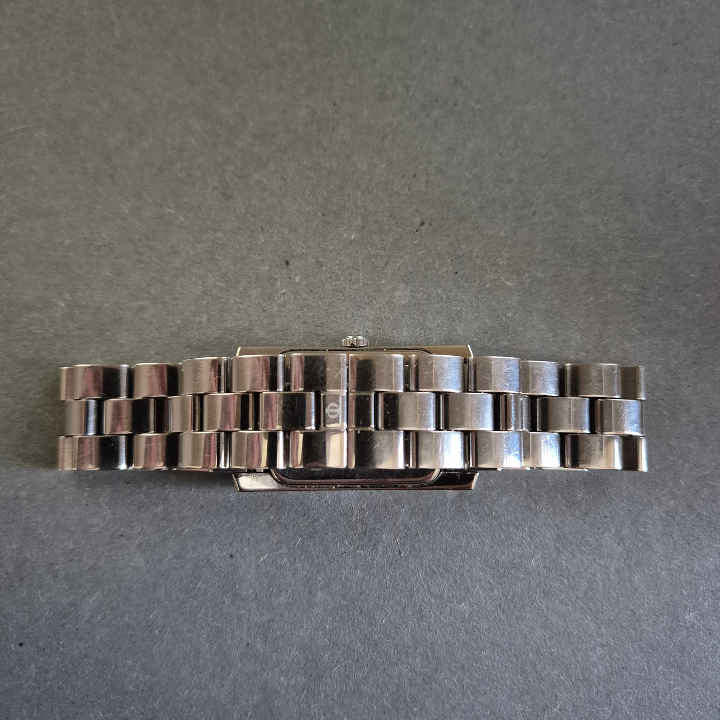 Uhr Herrenarmbanduhr Baume & Mercier Klassiker mit rechteckigem Gehäuse