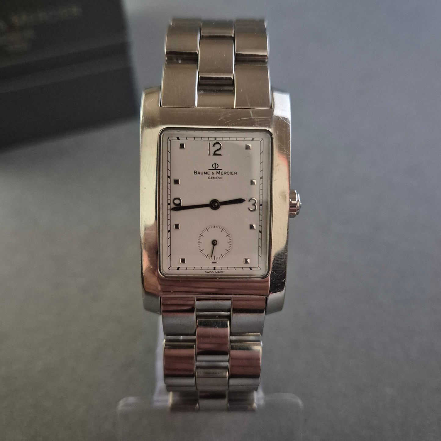 Uhr Herrenarmbanduhr Baume & Mercier Klassiker mit rechteckigem Gehäuse