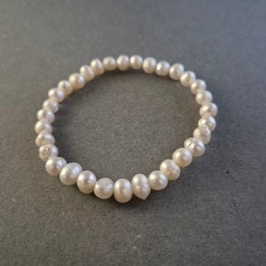 Elegantes Perlenarmband – Klassisch und stilvoll für jeden Anlass