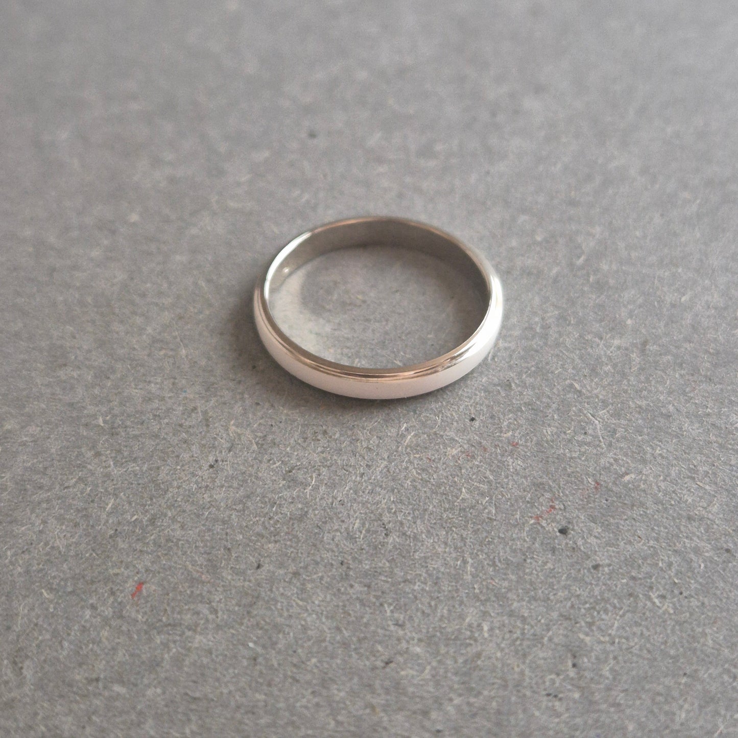 Schlichter Silberring – Klassischer Bandring im zeitlosen Design