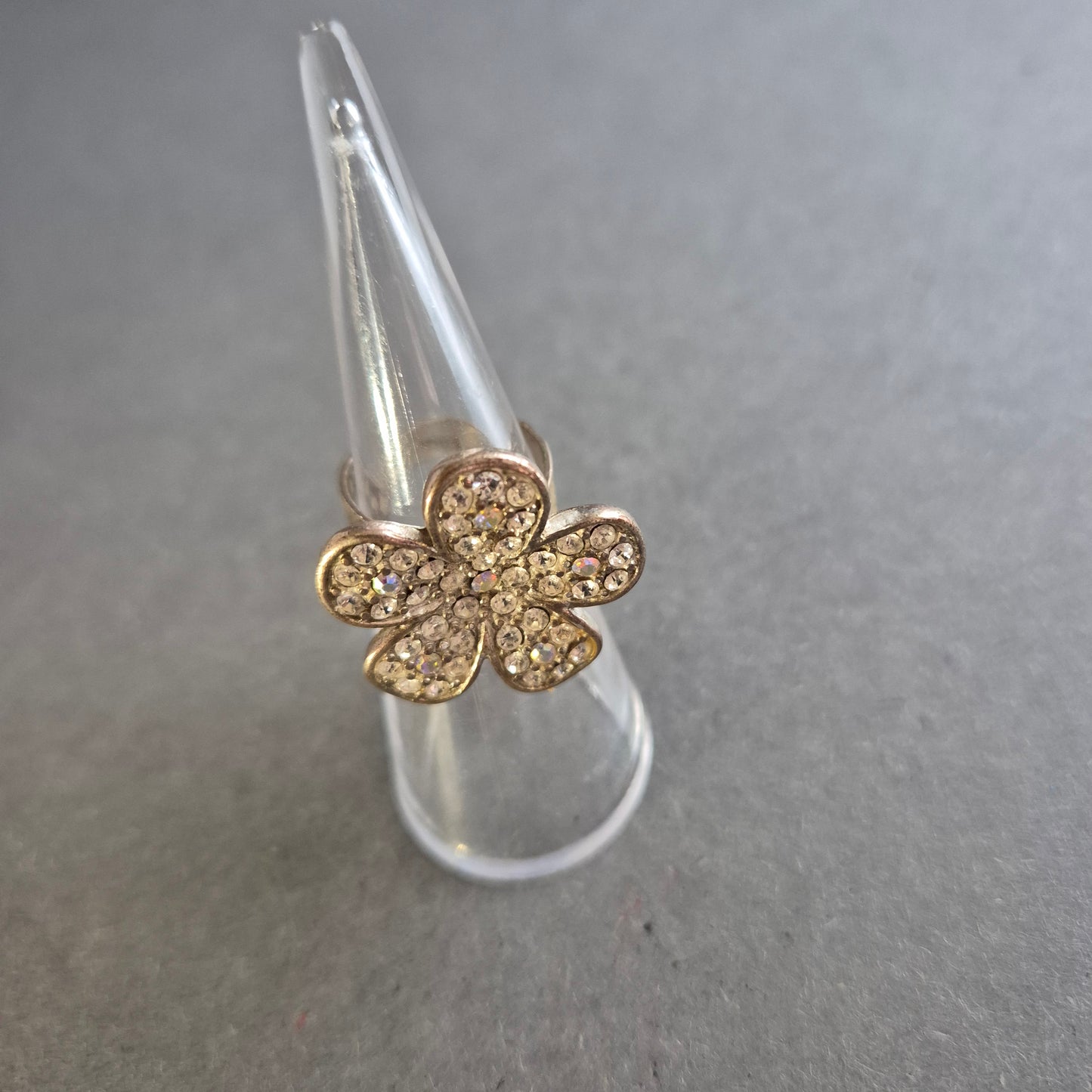 Blumenring mit Strass – Verstellbarer goldfarbener Vintage-Ring