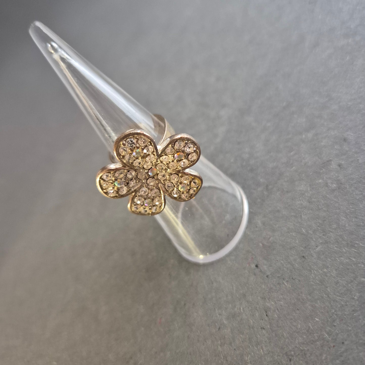 Blumenring mit Strass – Verstellbarer goldfarbener Vintage-Ring