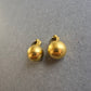 Vergoldete Vintage Clip-Ohrringe – Klassische Kugelform