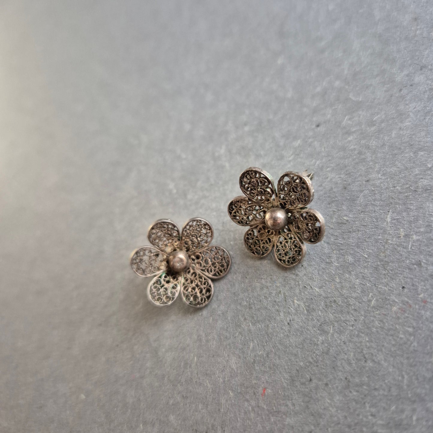 Vintage Filigran-Ohrringe in Blütenform aus Silber