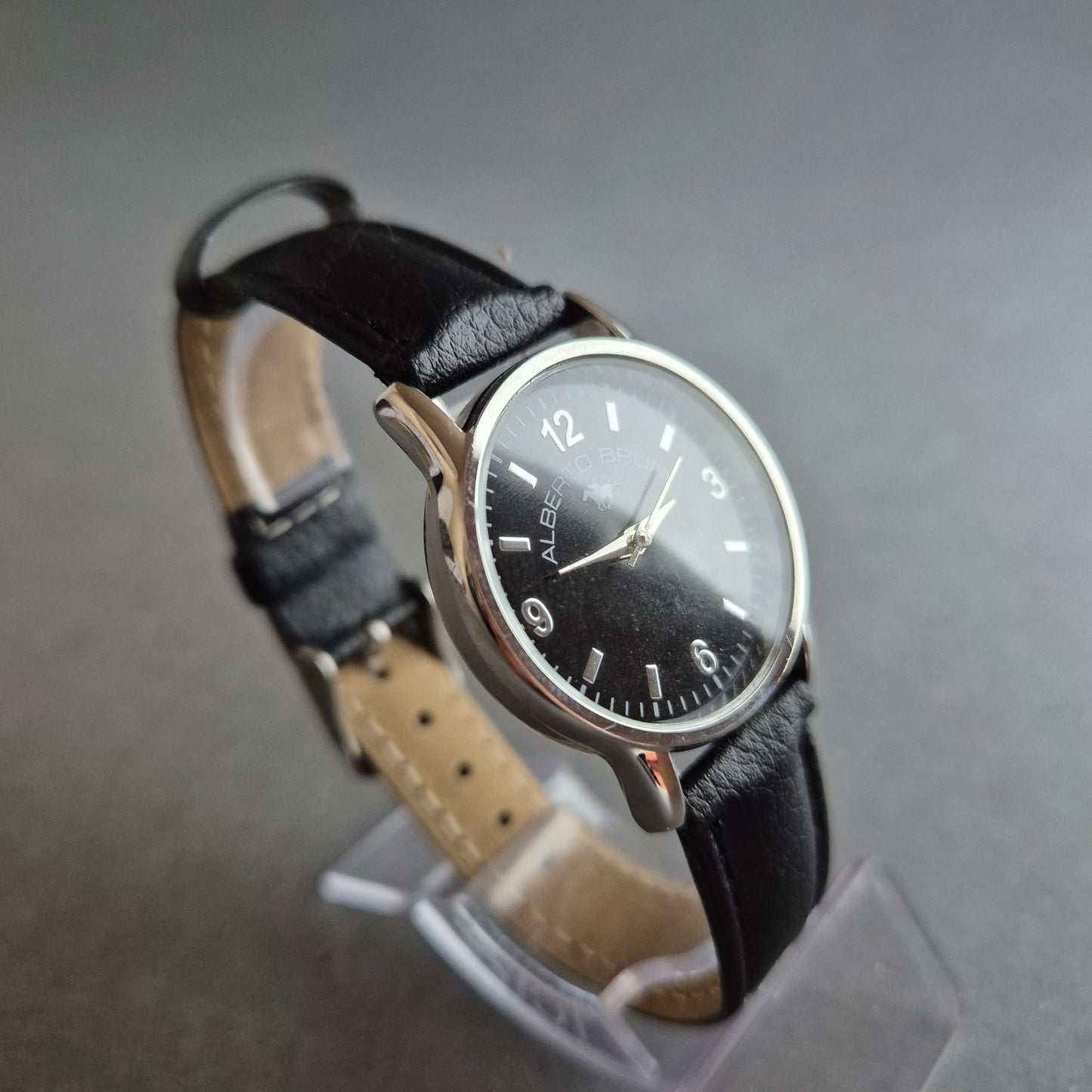 Schlichte Alberto Bruni Herrenarmbanduhr – Klassik trifft Alltag