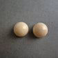 Beigefarbene Vintage-Clipohrringe – Schlichtes Design im Retro-Look
