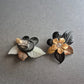 Vintage Clip-Ohrringe mit floralen Motiven – Schwarz-Goldener Retro-Charme