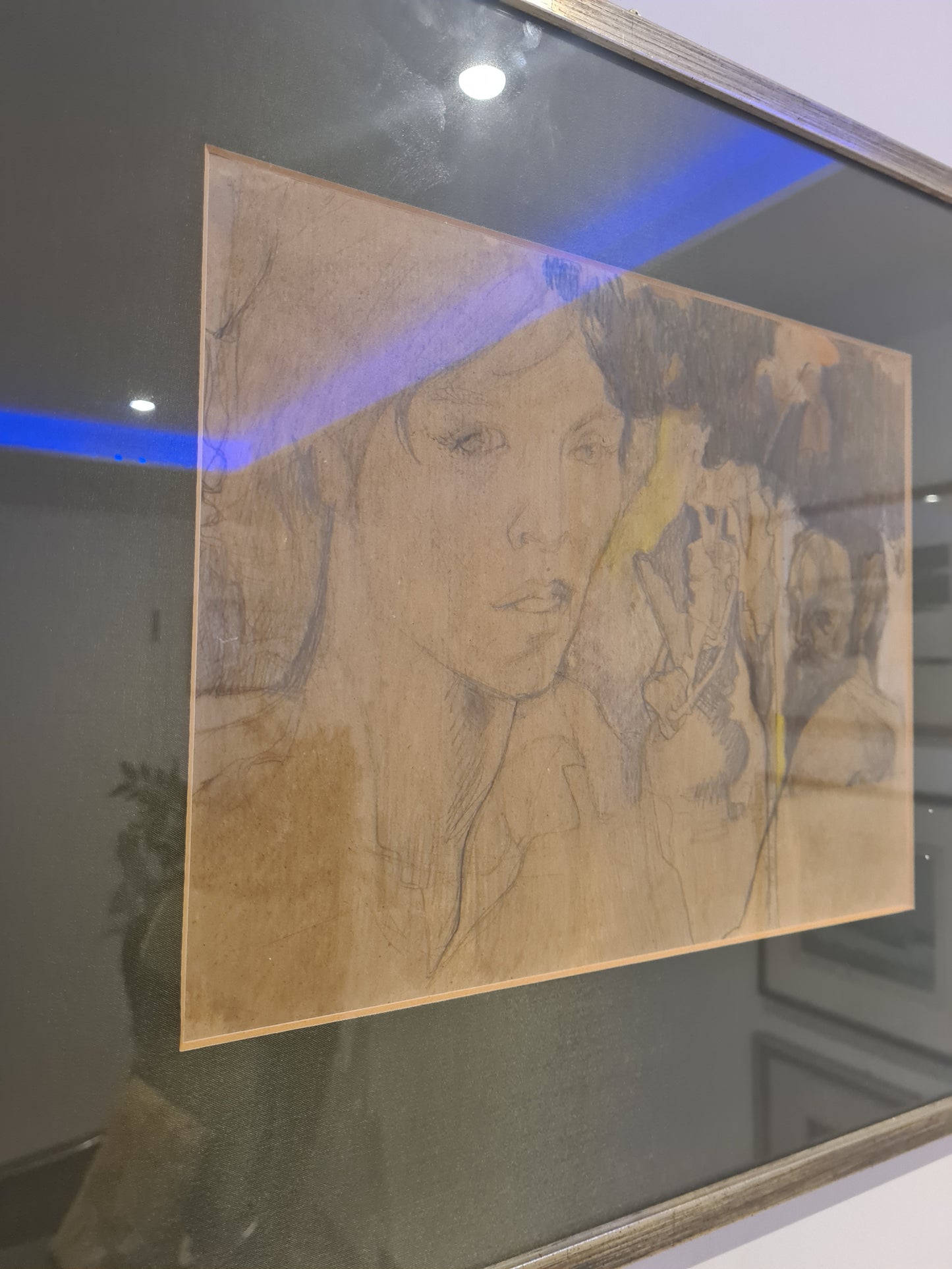 Gemälde Zeichnung „Frauenportrait mit floralen Elementen“ 50x45cm