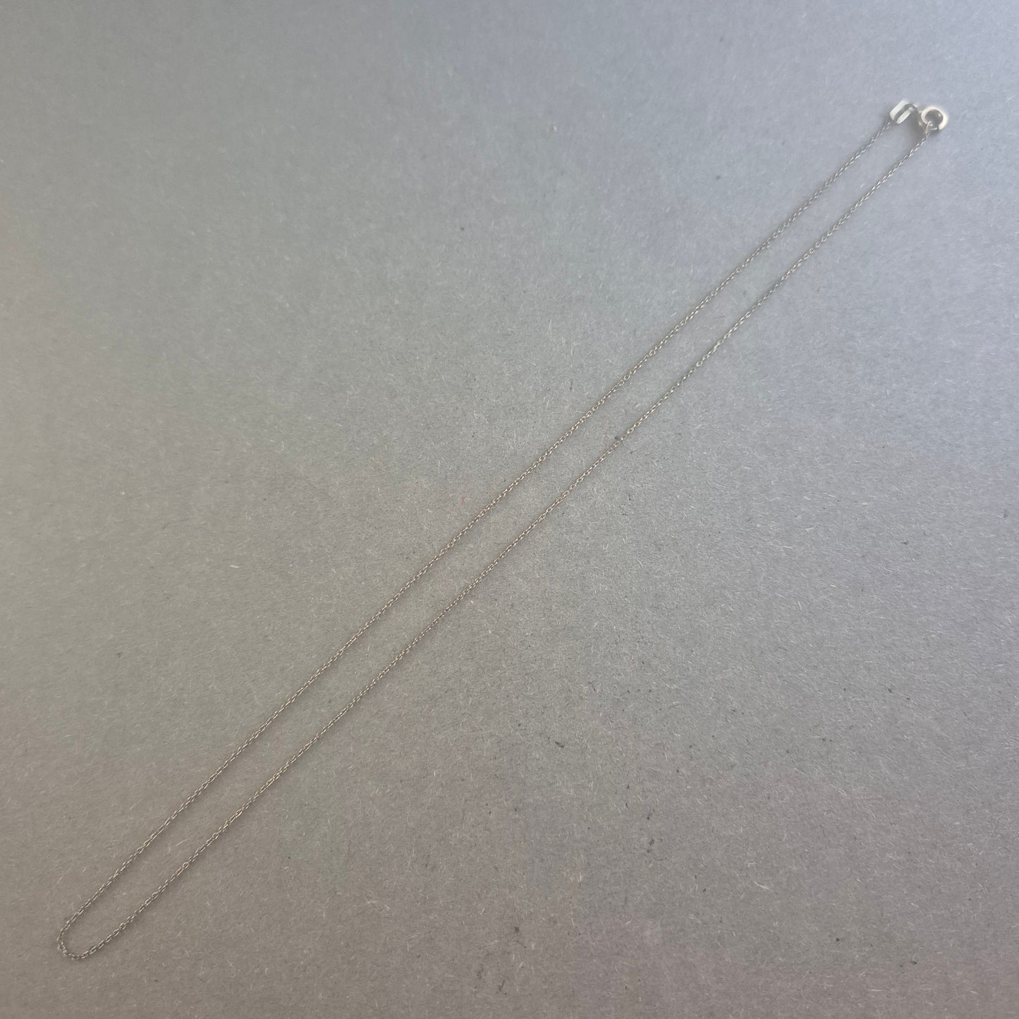 Feine Silberkette 925 – Zeitlose Eleganz in zarter Ausführung