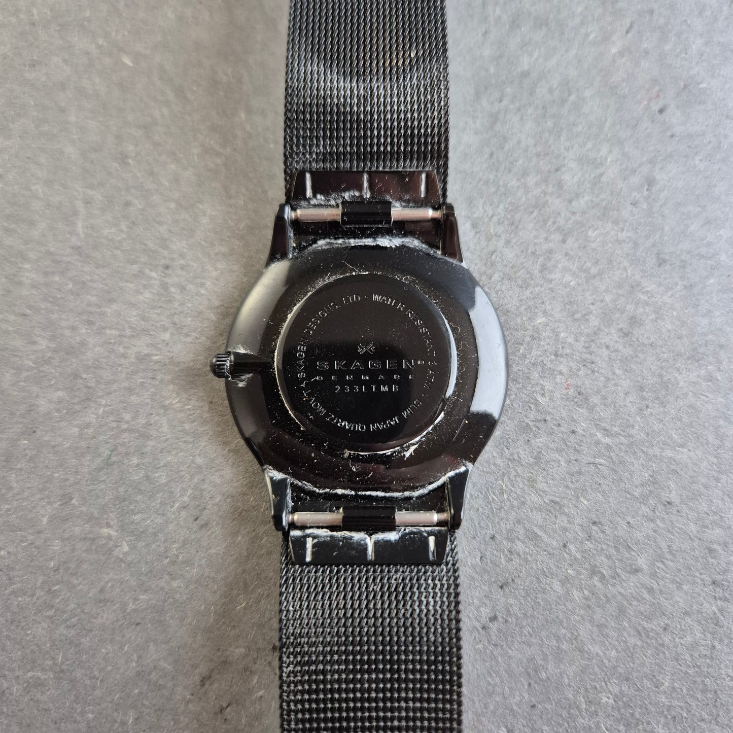 Skagen Herrenarmbanduhr aus Titan – Ultraleichtes, schwarzes Design