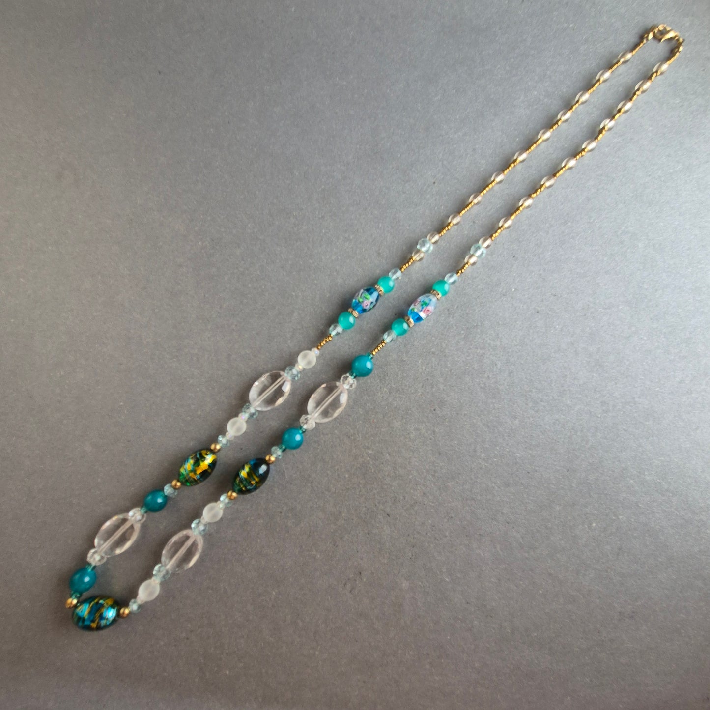 Handgefertigte Glasperlenkette – Bunte Akzente mit Murano-Flair