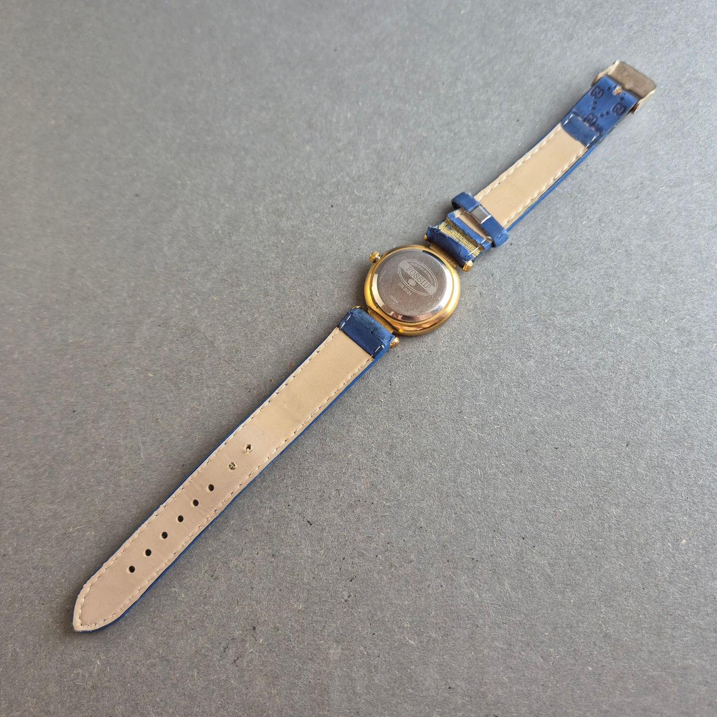 Fossil Damenarmbanduhr – Goldgehäuse & Blaues Band mit Mängeln