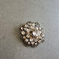 Filigrane Vintage-Brosche mit Strass – Silberfarbene Eleganz
