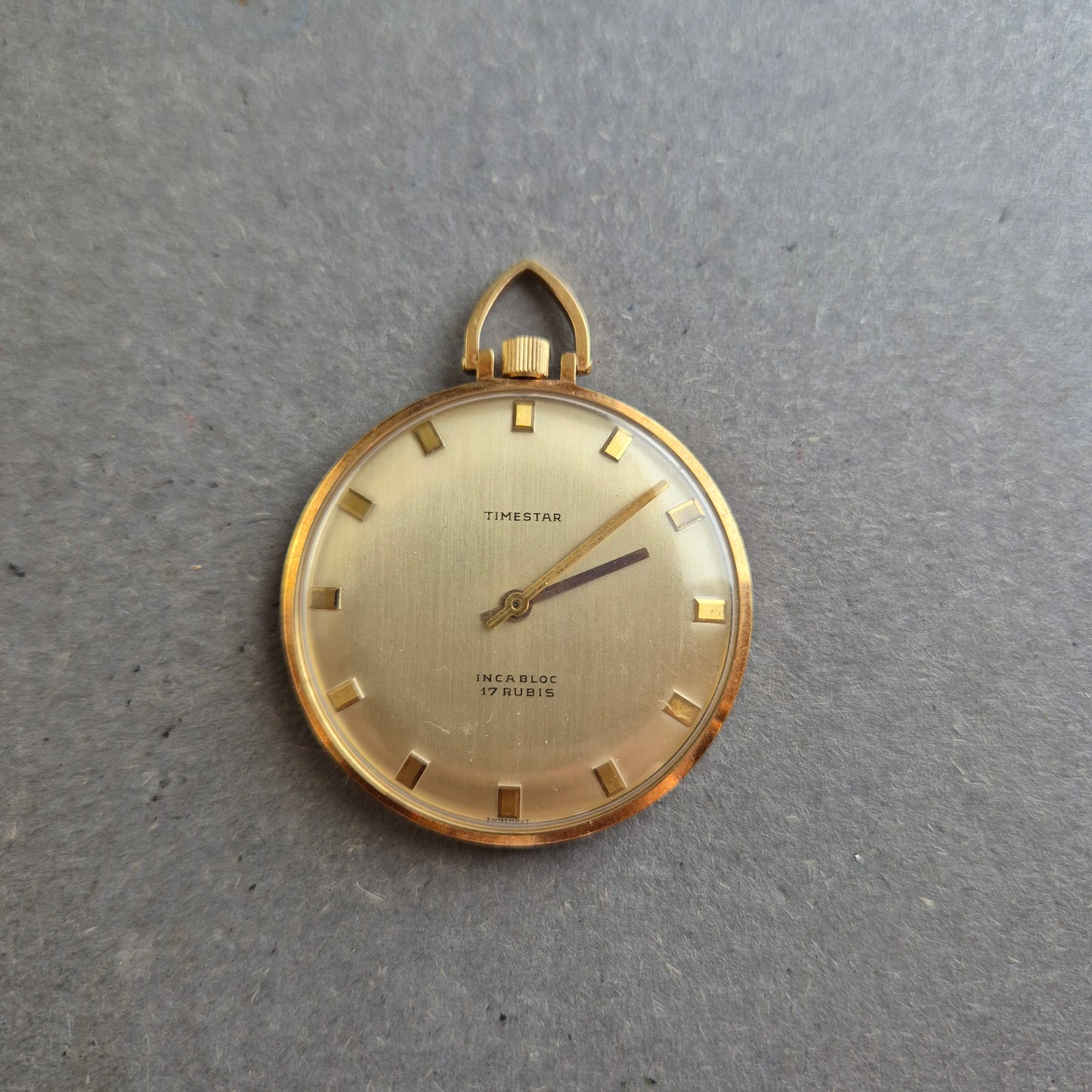 Edle Timestar Taschen Uhr Klassisches Design mit 17 Rubinen