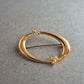 Elegante ovale Vintage-Brosche – Goldoptik mit Strassakzenten