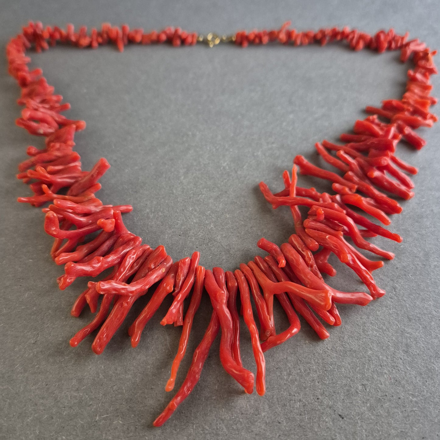 Kette aus echter Astkoralle – Leuchtend Rot