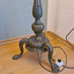 Antike Stehlampe mit bronzefarbenem Fuß Stoffschirm 165cm