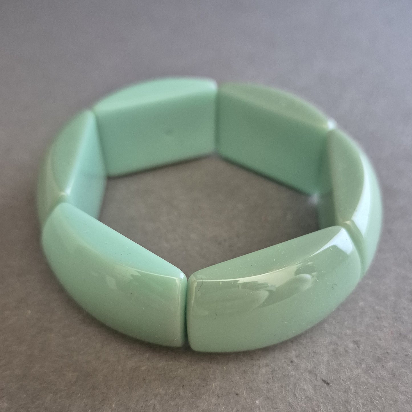 Vintage Stretch-Armband in Mintgrün – Retro-Charme im Chunky-Look