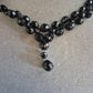 Facettierte Glasperlenkette in Schwarz – Klassischer Chic mit Tropfenanhänger