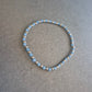 Feines Perlenarmband in Hellblau & Silber – Minimalistischer Boho-Style