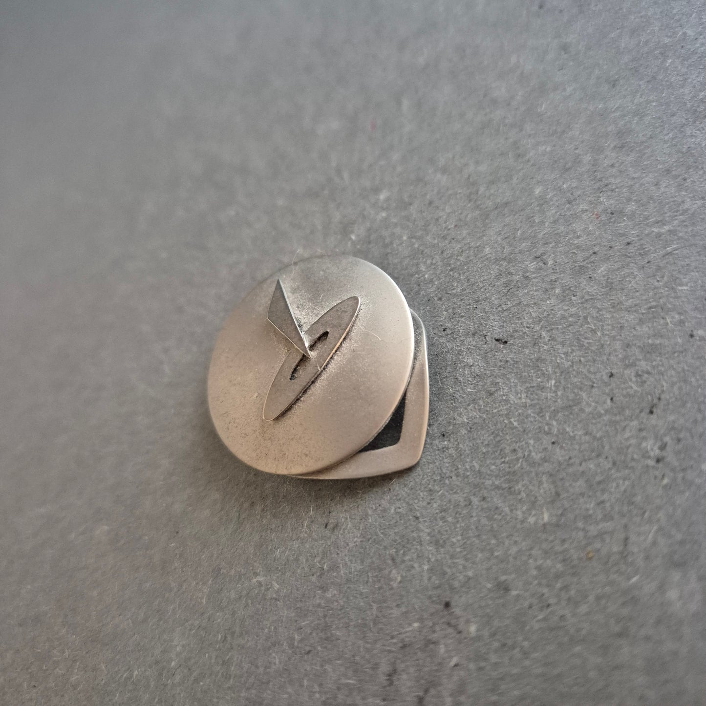 Avelox Metall-Handyhalter – Seltene Werbegeschenk-Edition