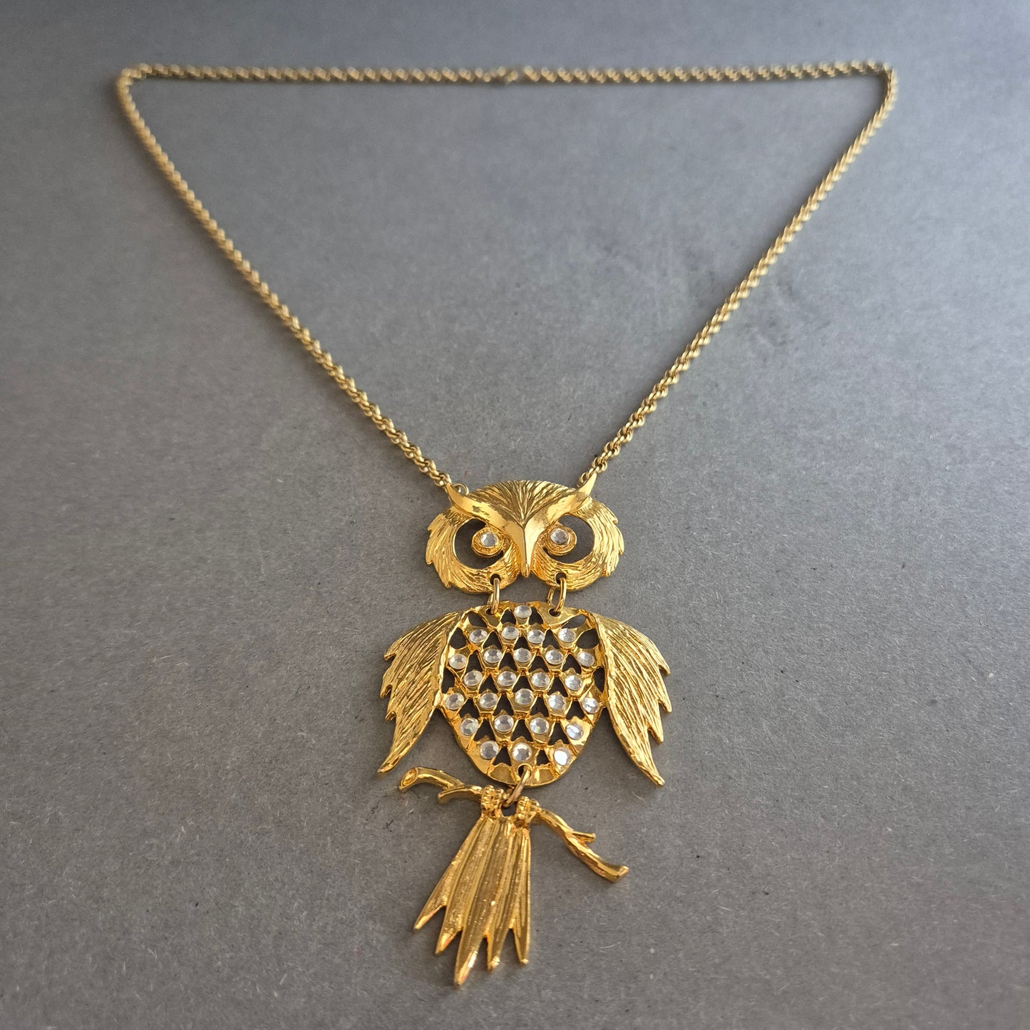 Vergoldete Eulen-Halskette mit Strass – Vintage-Schmuck mit Charakter