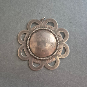 Historischer Anhänger Carl Jasper aus 900er Silber – Handarbeit von 1968