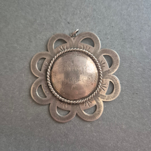 Historischer Anhänger Carl Jasper aus 900er Silber – Handarbeit von 1968