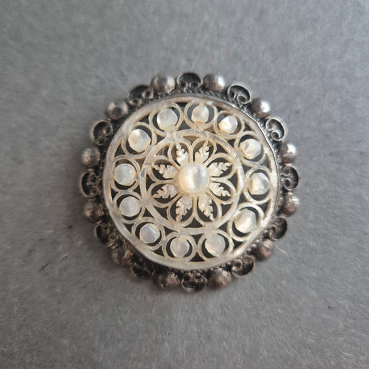 Filigrane Jerusalem-Brosche aus 925er Silber – Mit Perlmutteinlage